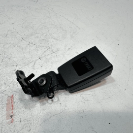 2015-2018 AUDI Q3 A6 REAR PASSENGER RIGHT SIDE SECOND ROW SEAT BELT BUCKLE OEM