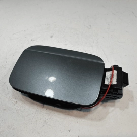 16-18 AUDI Q3 2.0L SEDAN FUEL GAS TANK FILLER POCKET DOOR LID COVER CAP LZ7S OEM