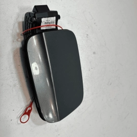16-18 AUDI Q3 2.0L SEDAN FUEL GAS TANK FILLER POCKET DOOR LID COVER CAP LZ7S OEM