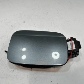 16-18 AUDI Q3 2.0L SEDAN FUEL GAS TANK FILLER POCKET DOOR LID COVER CAP LZ7S OEM