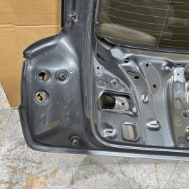 2015-2018 AUDI Q3 TAILGATE LIFTGATE BACK DOOR SHELL PANEL W/ GLASS *LZ7S* OEM