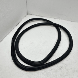 2015 - 2018 AUDI Q3 FRONT LEFT OR RIGHT SIDE DOOR BODY WEATHERSTRIP SEAL OEM