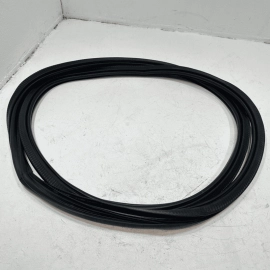 2015 - 2018 AUDI Q3 FRONT LEFT OR RIGHT SIDE DOOR BODY WEATHERSTRIP SEAL OEM