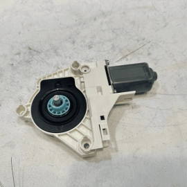 2015-2018 AUDI Q3 QUATTRO FRONT LEFT DRIVER DOOR WINDOW REGULATOR MOTOR OEM