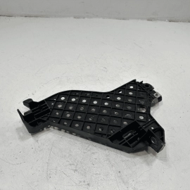2015-2018 AUDI Q3 FRONT PASSENGER SIDE HEADLIGHT LOWER RETAINER PLATE LAMP OEM