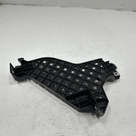 2015-2018 AUDI Q3 FRONT PASSENGER SIDE HEADLIGHT LOWER RETAINER PLATE LAMP OEM