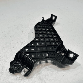 2015-2018 AUDI Q3 FRONT LEFT DRIVER SIDE HEADLIGHT LOWER RETAINER PLATE LAMP OEM