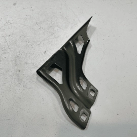 AUDI Q3 2015-2018 FRONT RIGHT PASSENGER SIDE FENDER HOLDER SUPPORT BRACKET OEM