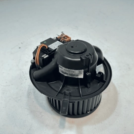 2015-2018 AUDI Q3 2.0L A/C AC AIR HEATER CONDITIONING BLOWER FAN MOTOR OEM