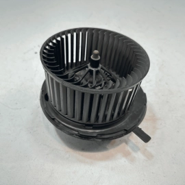 2015-2018 AUDI Q3 2.0L A/C AC AIR HEATER CONDITIONING BLOWER FAN MOTOR OEM