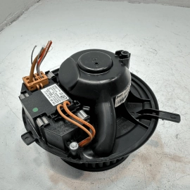 2015-2018 AUDI Q3 2.0L A/C AC AIR HEATER CONDITIONING BLOWER FAN MOTOR OEM