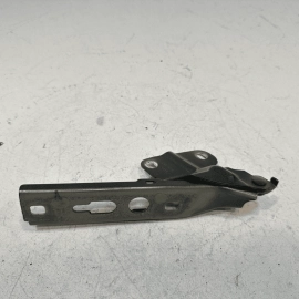 AUDI Q3 2015-2018 FRONT RIGHT PASSENGER SIDE HOOD BONNET HINGE BRACKET LZ7S OEM