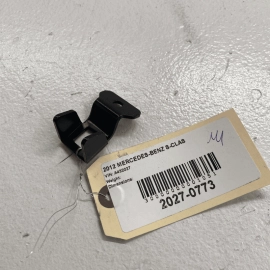 2007-2013 Mercedes S550 S600 S63 AMG Rear Child Seat Mount Stay Bracket OEM