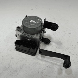 2015-2018 FORD FOCUS BRAKE ABS CONTROL MODULE PUMP ASSEMBLY OEM