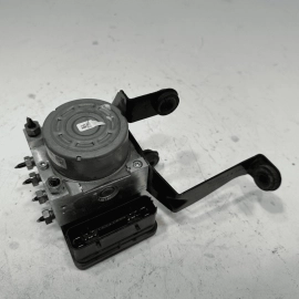 2015-2018 FORD FOCUS BRAKE ABS CONTROL MODULE PUMP ASSEMBLY OEM
