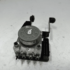 2015-2018 FORD FOCUS BRAKE ABS CONTROL MODULE PUMP ASSEMBLY OEM