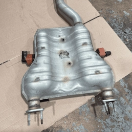 2014-2020 JEEP GRAND CHEROKEE 3.6 L EXHAUST MUFFLER AND TAILPIPE OEM