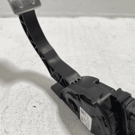 2015-2018 FORD FOCUS 2.0L 2.3L GAS FOOT PEDAL ACCELERATOR THROTTLE OEM