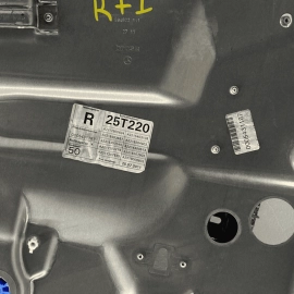 2007-13 Mercedes S550 Front Right Passenger Door Window Regulator & Carrier