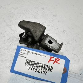 2012-2018 FORD FOCUS FRONT RIGHT PASSENGER SIDE COIL SPRING DAMPER INSULATOR OEM