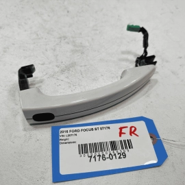 2012-2018 FORD FOCUS FRONT RIGHT PASSENGER  DOOR EXTERIOR OUTER HANDLE *YZ* OEM