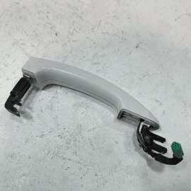 2012-2018 FORD FOCUS FRONT RIGHT PASSENGER  DOOR EXTERIOR OUTER HANDLE *YZ* OEM