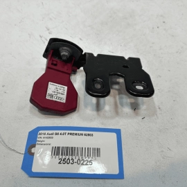 2016 AUDI S6 REAR DRIVER SIDE TELEPHONE PHONE ANTENNA MODULE & BRACKET OEM