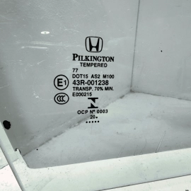 2016-21 Honda Civic Front Right Passenger Side Door Window Glass Pilkington OEM