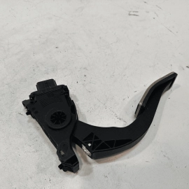 2013-2018 AUDI S6 A6 GAS ACCELERATOR THROTTLE PEDAL PAD W/ SENSOR OEM