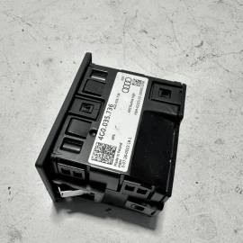 AUDI A6 S6 USB MEDIA PORT AUX JACK INPUT ADAPTER HUB 2016-2017 OEM