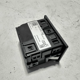 AUDI A6 S6 USB MEDIA PORT AUX JACK INPUT ADAPTER HUB 2016-2017 OEM