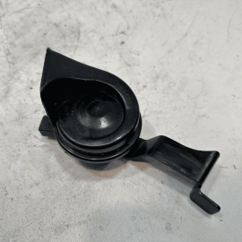 2013-2018 AUDI S6 4.0L FRONT RIGHT PASSENGER SIDE HIGH TONE NOTE SIGNAL HORN OEM