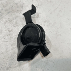 2013-2018 AUDI S6 4.0L FRONT RIGHT PASSENGER SIDE HIGH TONE NOTE SIGNAL HORN OEM