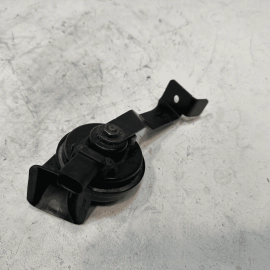 2013-2018 AUDI S6 4.0L FRONT LEFT DRIVER SIDE LOW TONE NOTE SIGNAL HORN OEM