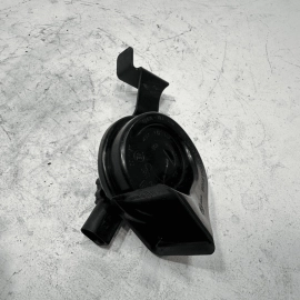 2013-2018 AUDI S6 4.0L FRONT LEFT DRIVER SIDE LOW TONE NOTE SIGNAL HORN OEM