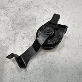 2013-2018 AUDI S6 4.0L FRONT LEFT DRIVER SIDE LOW TONE NOTE SIGNAL HORN OEM
