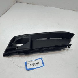 2016-2021 HONDA CIVIC FRONT RIGHT PASSENGER SIDE LOWER FOG LIGHT COVER BEZEL OEM