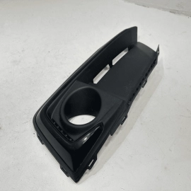 2016-2021 HONDA CIVIC FRONT RIGHT PASSENGER SIDE LOWER FOG LIGHT COVER BEZEL OEM