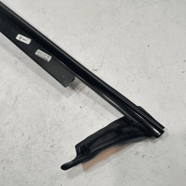 2014-2018 AUDI A6 S6 FRONT LEFT DRIVER SIDE DOOR WINDOW BELT MOLDING BLACK OEM