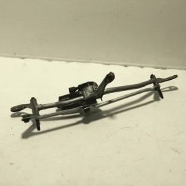 2018-2023 BMW 530e xDrive Windshield Wiper Linkage w/Motor  Transmission OEM