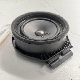 18-22 GMC Terrain Chevy Equinox Rear Left or Right Door Panel Audio Speaker