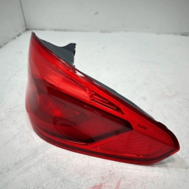 2018-2020 BMW 530e REAR RIGHT PASSENGER SIDE OUTER TAILLIGHT LIGHT LAMP OEM