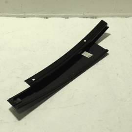 2018 - 2023 BMW 530E G30 FRONT LEFT DRIVER DOOR WINDOW B PILLAR MOLDING OEM