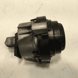 2018-2020 BMW 530XE G30 ENGINE MOTOR RIGHT PASSENGER SIDE MOUNT SUPPORT OEM