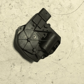 2018-2020 BMW 530e xDrive Engine Coolant Thermostat OEM