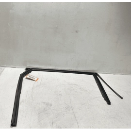 2017 - 2023 AUDI Q7 REAR PASSENGER SIDE DOOR WINDOW GLASS RUN CHANNEL SEAL OEM
