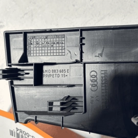 AUDI Q7 2017-2019 REAR 2ND ROW LEFT DRIVER SIDE SEAT TRACK TRIM COVER OEM