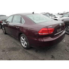 2012-2020 VOLKSWAGEN PASSAT Right Trunk TRIM / TAIL Light Cover 561867605 O