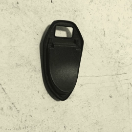 18-2023 BMW 530E REAR OF FRONT PASSENGER SIDE DOOR OUTSIDE HANDLE COVER SEAL OEM