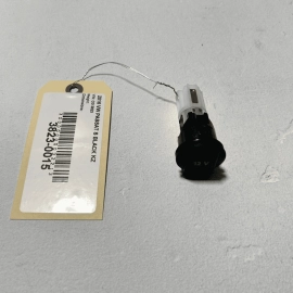 VOLKSWAGEN PASSAT 2012-2019 CENTER CONSOLE POWER OUTLET SOCKET & CAP COVER OEM